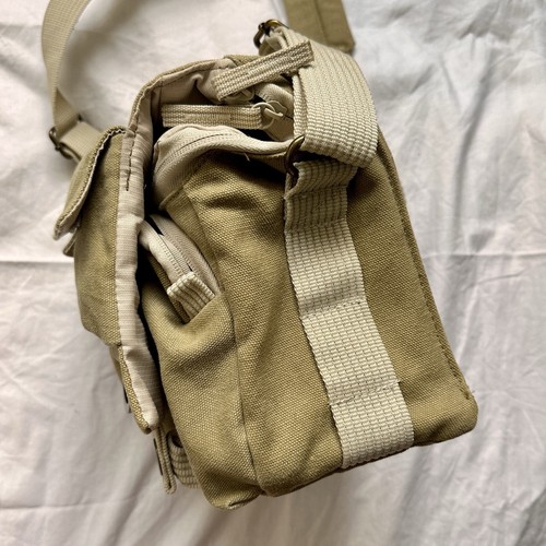 Pisen National Geographic Digital SLR Compact Camera Bag Waterproof Padded - Picture 8 of 12