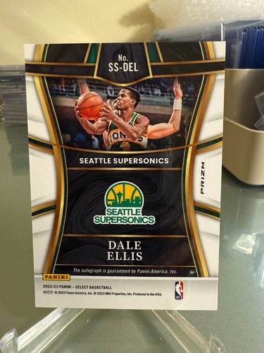2022-23 Panini Select Signature Selections Green Ice SP Dale Ellis #SS-DEL Auto - Picture 2 of 2