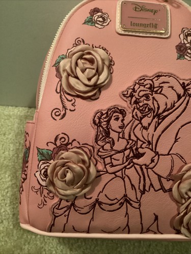 MINI MOCHILA LOUNGEFLY DISNEY B & B DANCING 3D ROSAS ~ CON ETIQUETAS ~ TOTALMENTE NUEVA - Imagen 4 de 8