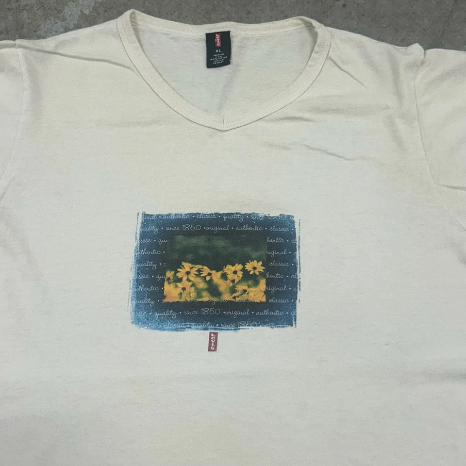 Vintage 90s Levis Floral Graphic Shirt Mens XL White Made USA Promo Tee Rare - Image 2 of 4