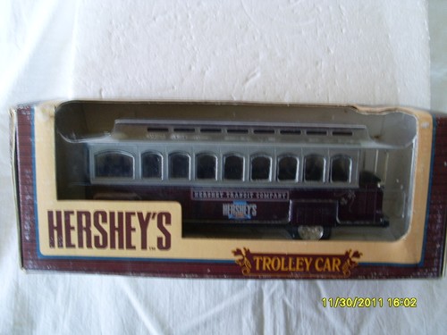 ERTL acheter ECHELLE 1/43 DIECAST LOCKING COIN BANK HERSEYS TROLLEY CAR