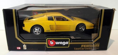 Burago scala 1/18 pressofuso - 3004 Ferrari Testarossa 1984 giallo - Foto 3 di 3