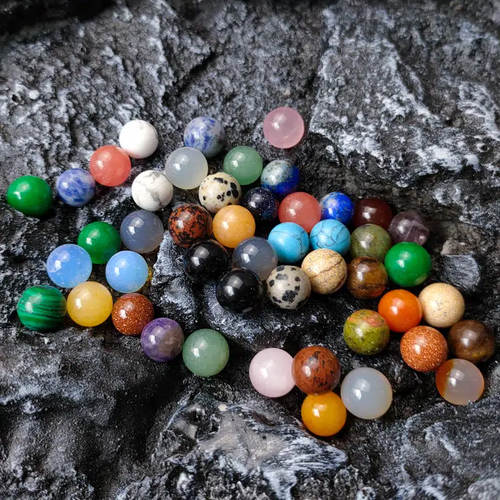 US 50 Pcs Wholesale Mixed Natural Ball Quartz Crystal Sphere Reiki Healing Beads - Picture 5 of 11