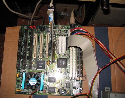 MAIN BOARD Socket 7 Lucky Star 5MVP3 + 128 MB RAM + AMD K6 300, + VGA S3 16 MB - Afbeelding 4 van 12