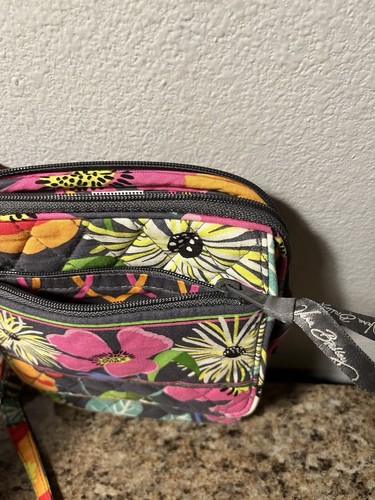 Vera Bradley Mini Hipster Crossbody (New) No Tags Gray Flowered - Picture 3 of 6
