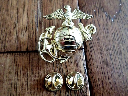 U.S MARINE CORPS EGA LAPEL HAT CAP PIN USMC EAGLE GLOBE & ANCHOR LEFT INSIGNIA - Picture 4 of 14