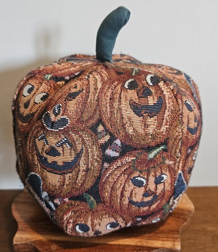 Vintage Halloween Fall Tapestry Fabric Pumpkin - Picture 4 of 8