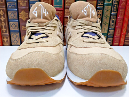 New Balance 574 Shoes Mens Size 11.5 ML574NED Beige Blue Suede Sneakers Athletic - Picture 5 of 9