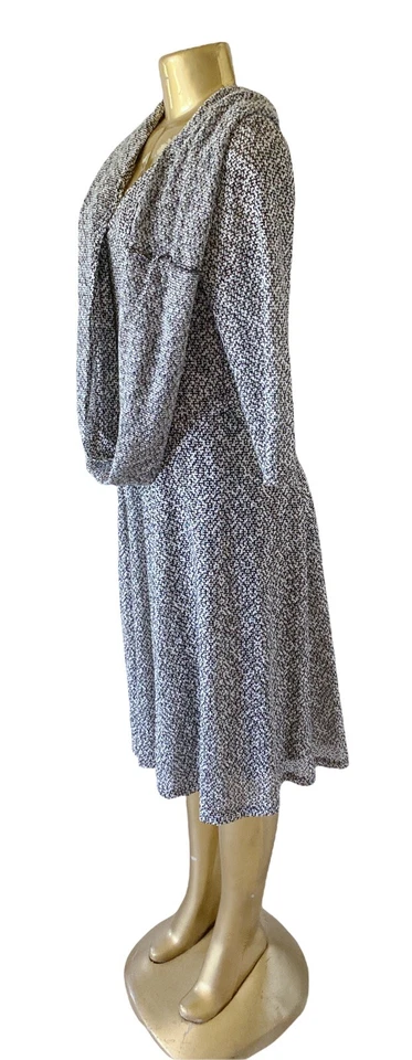 Vestido manga larga Signature by ROBBIE BEE para mujer talla grande negro blanco moteado Foto 2 de 4