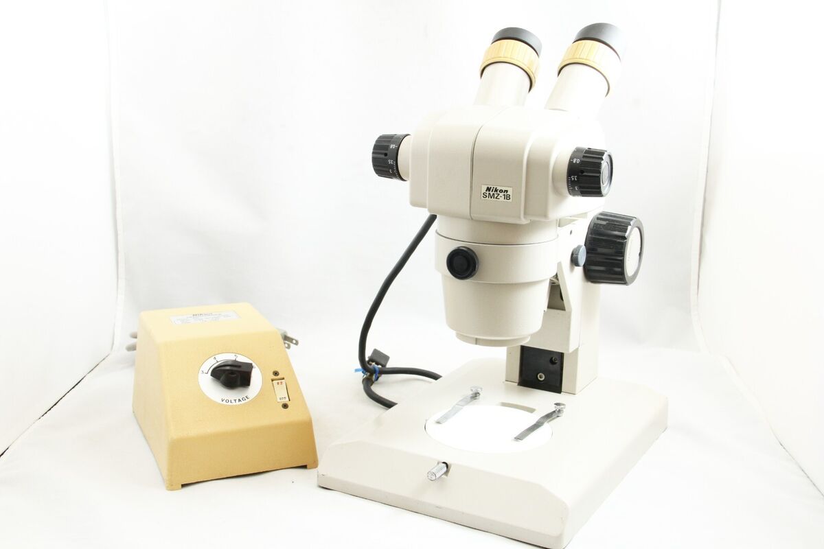 Nikon SMZ 1B Stereo Microscope w/20x/12 Eyepiece and Nikon SMZ 1B Stereo Microscope w/20x/12 Eyepiece and