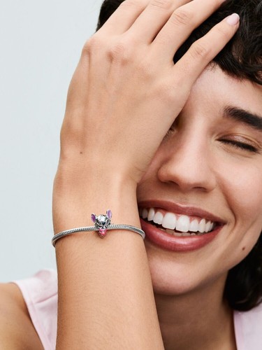 *Nuevo Auténtico* Pandora Disney Stitch Cumpleaños Pastel Dije-793189C01 - Imagen 6 de 7