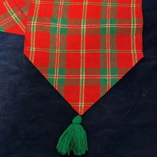 Plaid Christmas Table Runner - Picture 2 of 3
