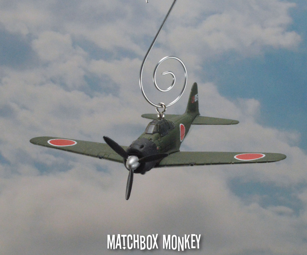 WWII Japanese Fighter Plane Mitsubishi A6M2 Zero Custom Ornament