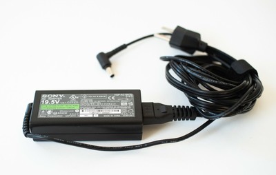 Sony VAIO VGP 19.5V 4.7A 90W AC Adapter A-1823-514-A Sony VAIO VGP 19.5V 4.7A 90W AC Adapter A-1823-514-A