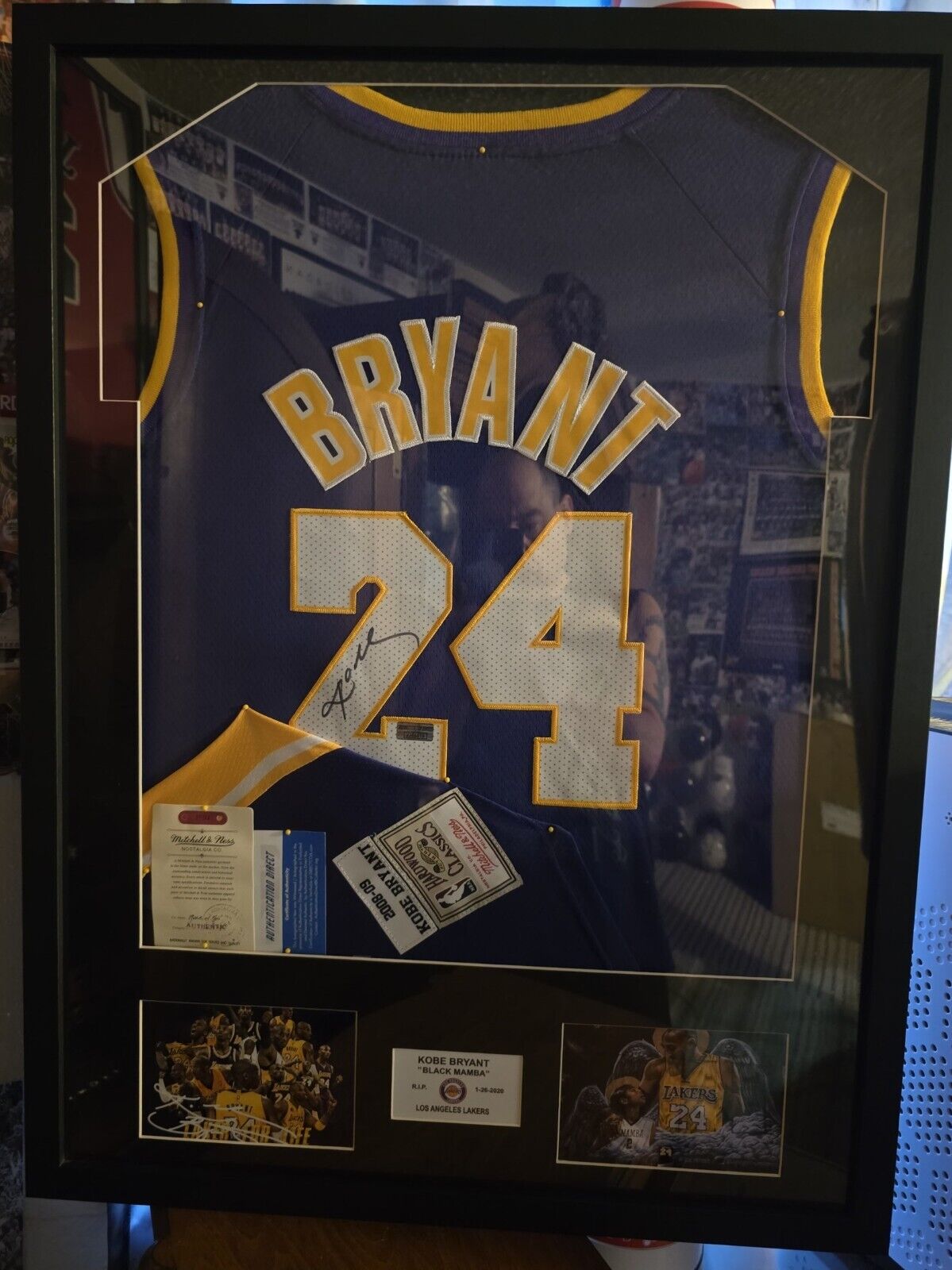 Picture 1 of 18