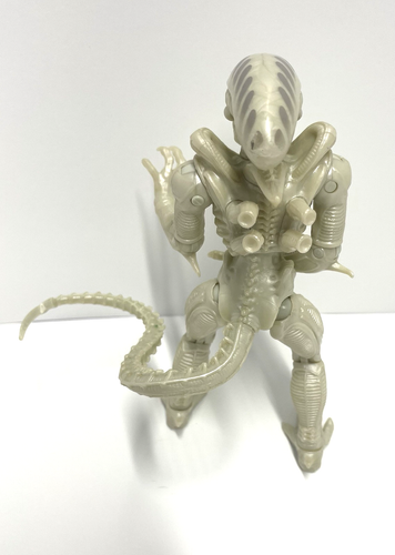 Lanard Alien Collection Xenomorph Drone 7” Walmart Esclusiva Figura Aliena Sciolta - Foto 3 di 8