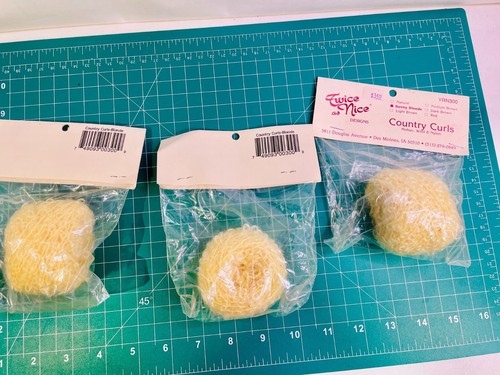 Twice As Nice Yarn Doll Hair Country Curls Sunny Blonde Lot Of 3 New - Picture 6 of 6