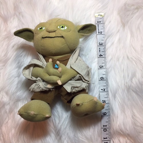 Star Wars Plush - Stuffed Talking 9" Yoda Character Plush Toy - Picture 9 of 10