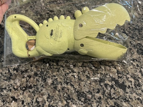 New Mud Pie Green Dino Sand Scoop - Picture 2 of 4