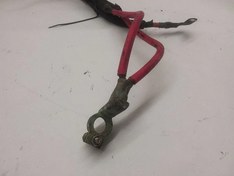 2007-2014 Chevrolet Suburban 1500 Original Equipment Positive Battery Cable - Image 2 of 4