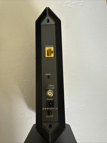 NETGEAR DOCSIS 3.0 Cable Modem (CM600) - Good condition - Picture 3 of 4