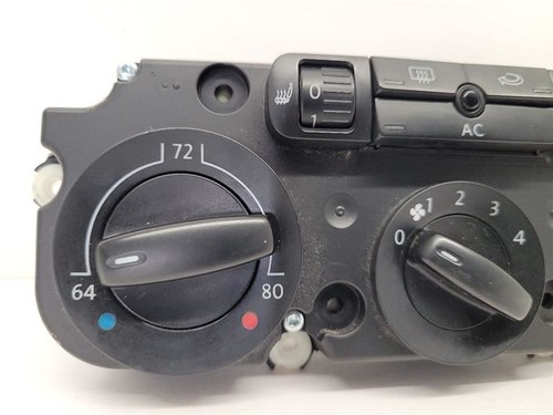 2006-2011 GOLF GTI Temperature Control Single Zone Climatic Canada  - Picture 3 of 12