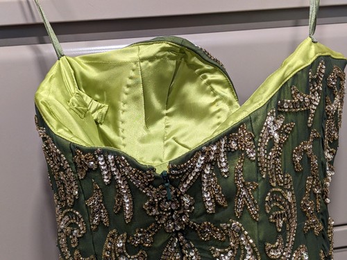 Scala Pailletten Seide Perlen Minikleid Gr. 8 trägerlos Herzausschnitt grün - Bild 11 von 14