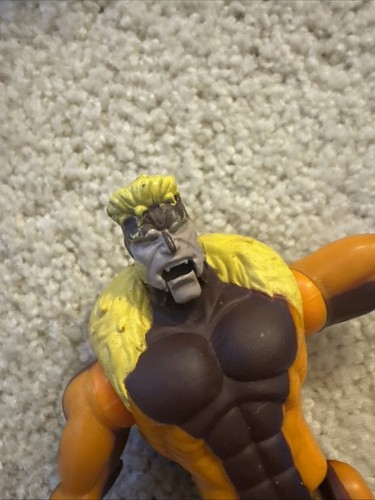 Marvel The Uncanny X-Men Sabretooth Action Figure 1990 ToyBiz Wolverine - Picture 3 of 4