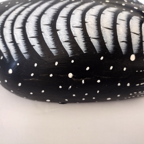 Wilderness Collection Wood Loon Duck Decorative Decoy Black and White - Bild 6 von 13