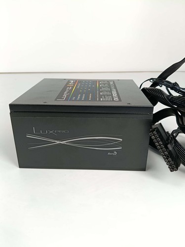 Aerocool LUX 750 W Zasilacz ATX 80 PLUS Bronze, Aktywny PFC, Częścimodułowy, 120mm L - Zdjęcie 2 z 8