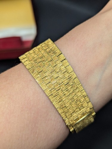 Vintage 1970's Rotary Tiger Eye Dial 17J Bark Effect Tank Watch Gold Effect - Picture 20 of 24