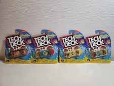 Exclusive Tech Deck Santa Cruz Spongebob SquarePants Complete Set Of 4