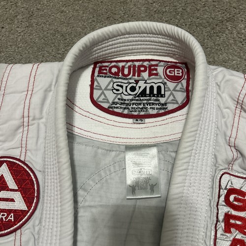 Gracie Barra Gi Jiu Jitsu MMA Kimono Pantalones y Chaqueta Conjunto A2 Unisex Blanco - Imagen 9 de 14
