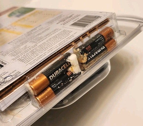 Texas Instruments TI-84 Plus Enhanced Graphing Calculator w Case Cable School - Picture 4 of 4