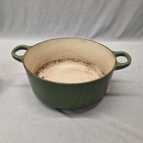 Le Creuset 20cm Green Casserole Pot - Picture 10 of 17