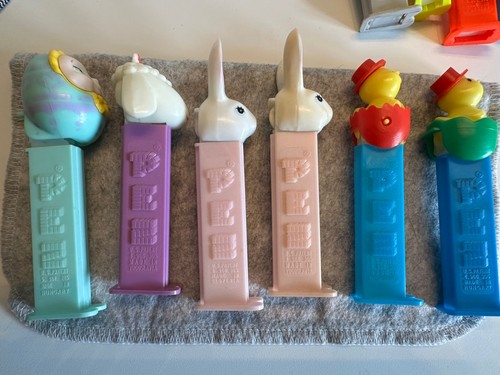 Lot of 36 Pez dispensers Garfield, Santa, Snowman, Easter, Mickey Mouse, + more - Bild 5 von 15