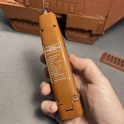 Sandcrawler Jawa radiocomandato 100% completo Star Wars 1978 Kenner con telecomando! - Foto 11 di 17