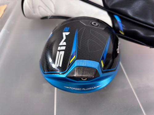 Taylormade SIM 2 driver head only 10.5 Deg ( RH ) w/cover - Picture 5 of 10