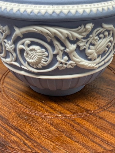 Wedgwood 250th Jasperware Arabesque Covered Sugar Bowl Play Nice Beautiful  - Picture 24 of 24