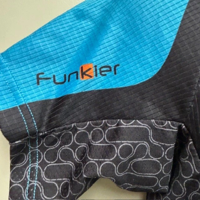 Camiseta deportiva de ciclismo Funkier con cremallera completa con bolsillo trasero con cremallera - azul/negro - talla grande Foto 3 de 4