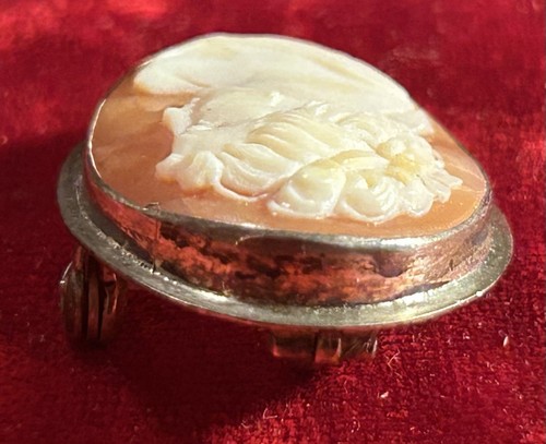 Antique Cameo Shell brooch/ pendant in (.925) Silver Bezel. #3418. - Picture 8 of 10