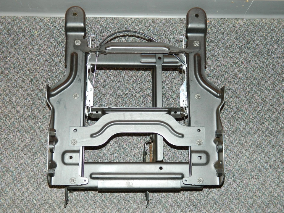 New OEM Ford 2000-2002 Ford Windstar Manual Seat Frame Support - Image 4 of 4