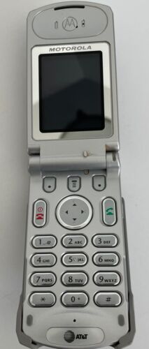 Motorola T721 - Silver and Black ( AT&T ) Cellular Flip Phone w/Holster Rare VTG - Picture 3 of 11