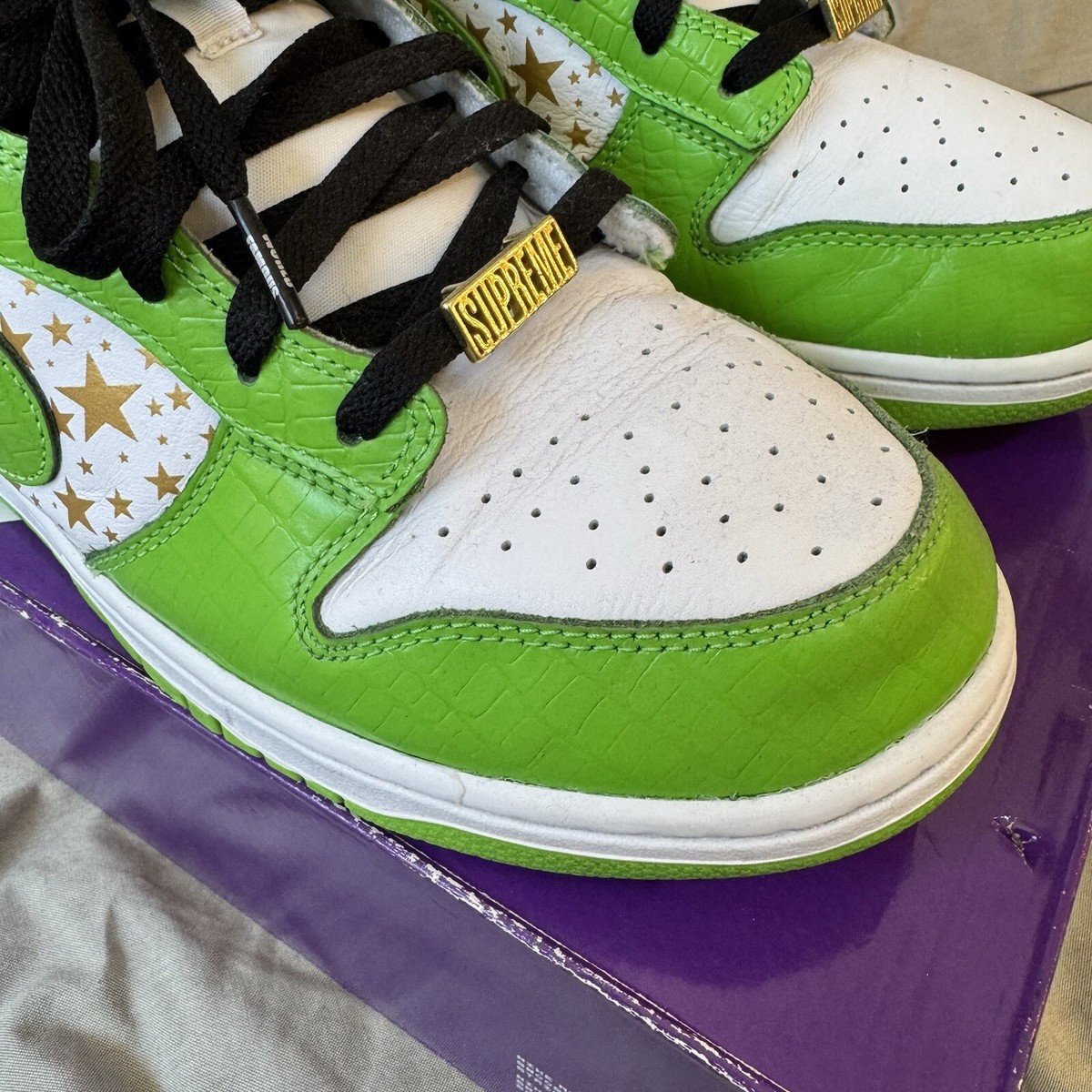 Supreme Nike SB Dunks Low Stars Mean Green UK 9.5 | eBay UK