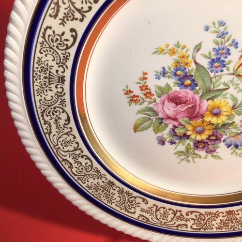JOHNSON BROTHERS DINNER PLATE OLD ENGLISH CHADWELL COBALT BLUE GOLD FLORAL - Picture 9 of 15
