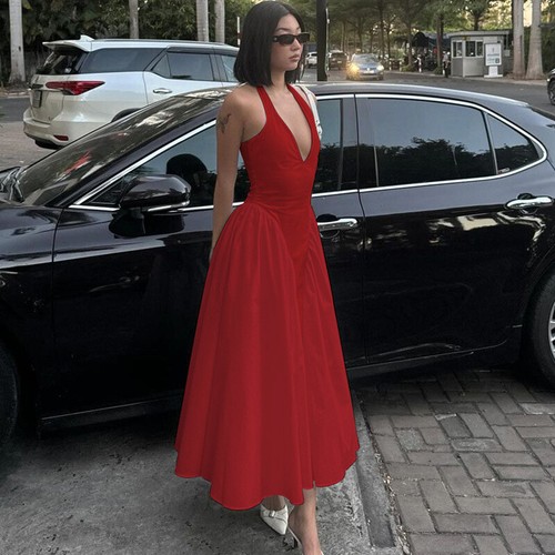 Sexy Deep V Halter Dress - Elegant Hollow-out Swing Skirt, Solid Color - Picture 3 of 17