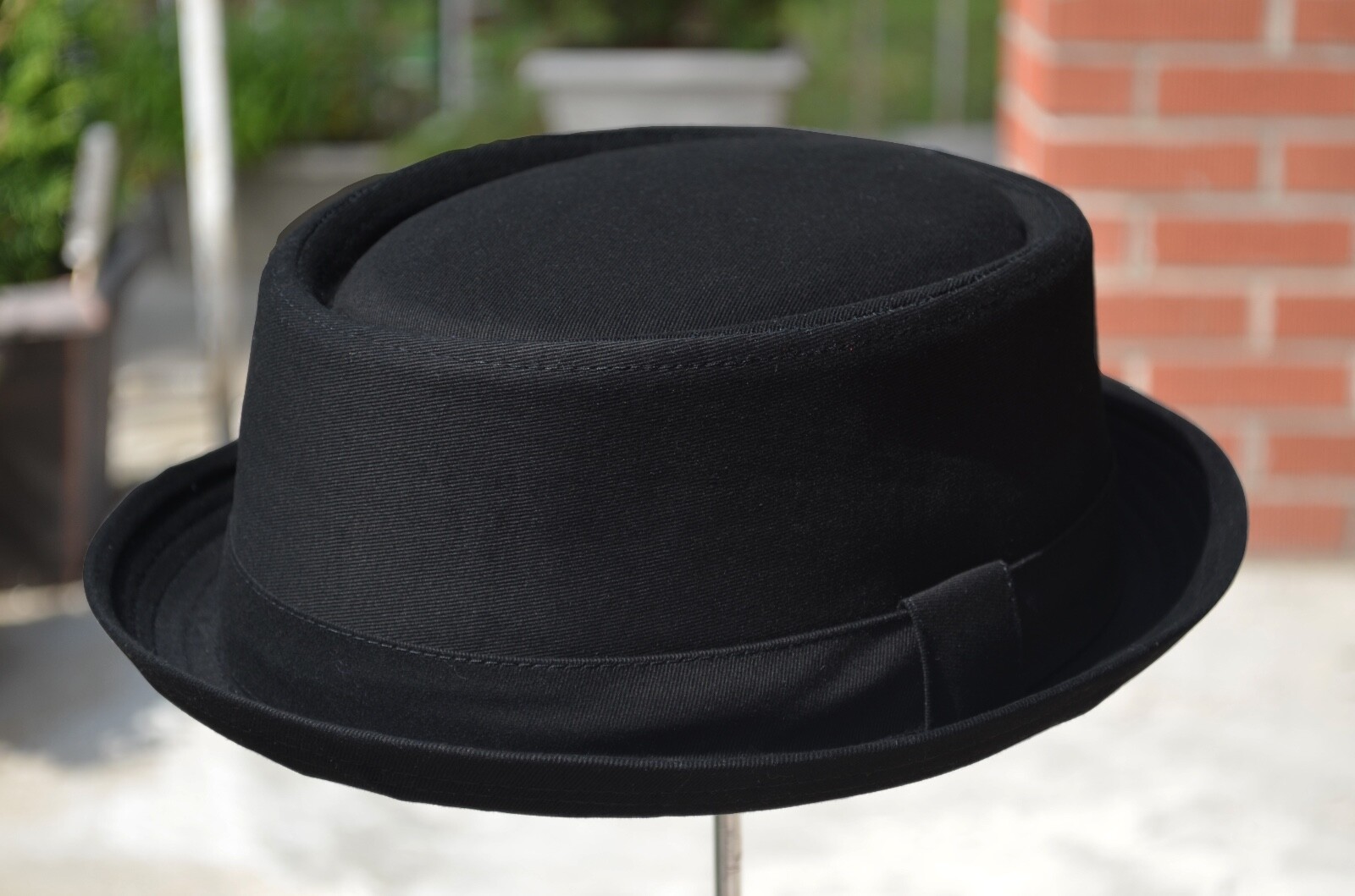 round top hat