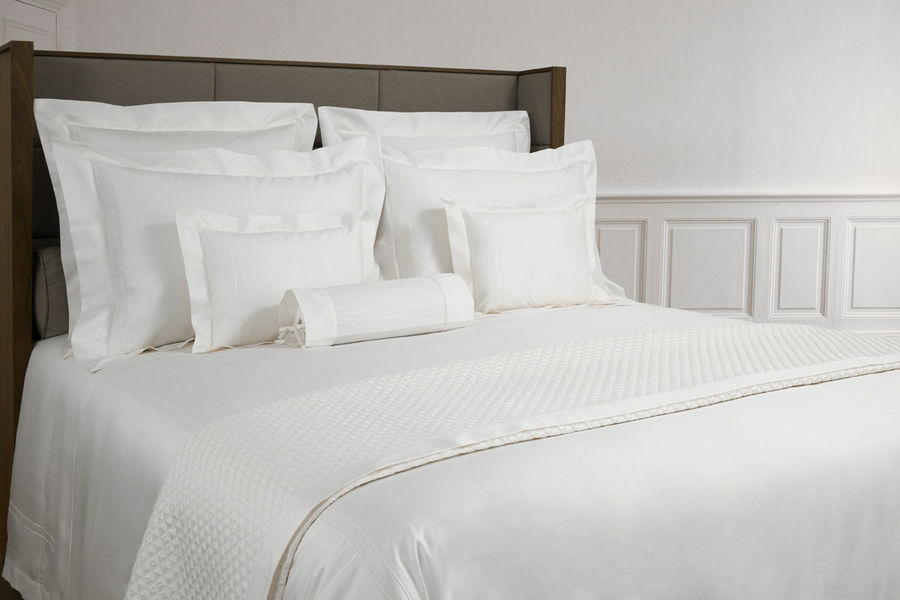 FRANCE YVES DELORME ADAGIO COTTON SATEEN PILLOW SHAM FRANCE YVES DELORME ADAGIO COTTON SATEEN PILLOW SHAM
