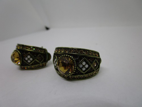 Heidi Daus Daily Double Half Hoop Clip On Earrings - Golden Topaz - Picture 14 of 14