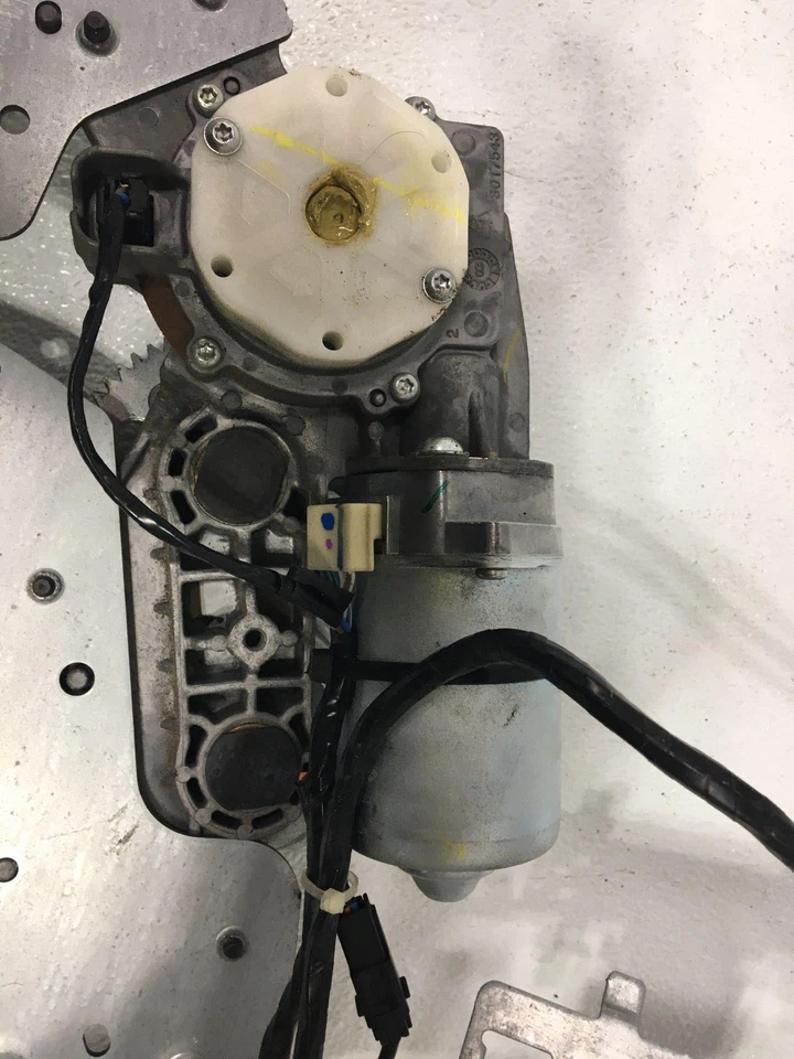 Motor tapa GMC ACADIA 09 Foto 3 de 3